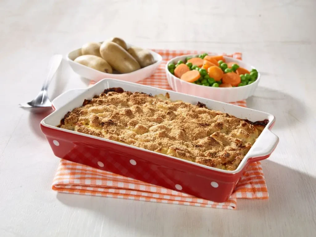 Fiskegrateng med makaroni og hvit saus