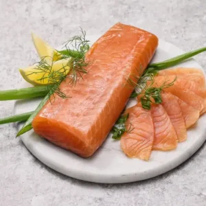 Speket og røkt laks i premium kvalitet fra Fiskeruta – mild røyksmak og silkemyk konsistens